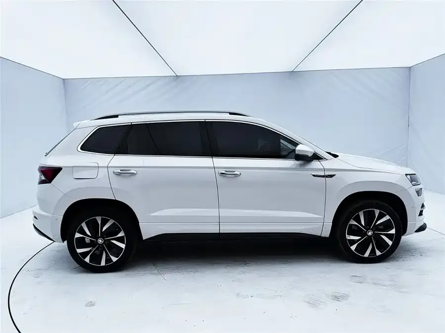 Skoda Karoq Korok 2022 TSI280 Luxury Edition 2022 — миниатюра 3