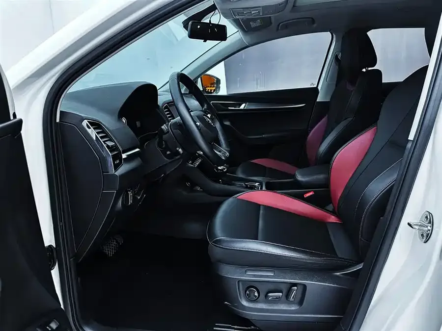 Skoda Karoq Korok 2022 TSI280 Luxury Edition 2022 — миниатюра 4