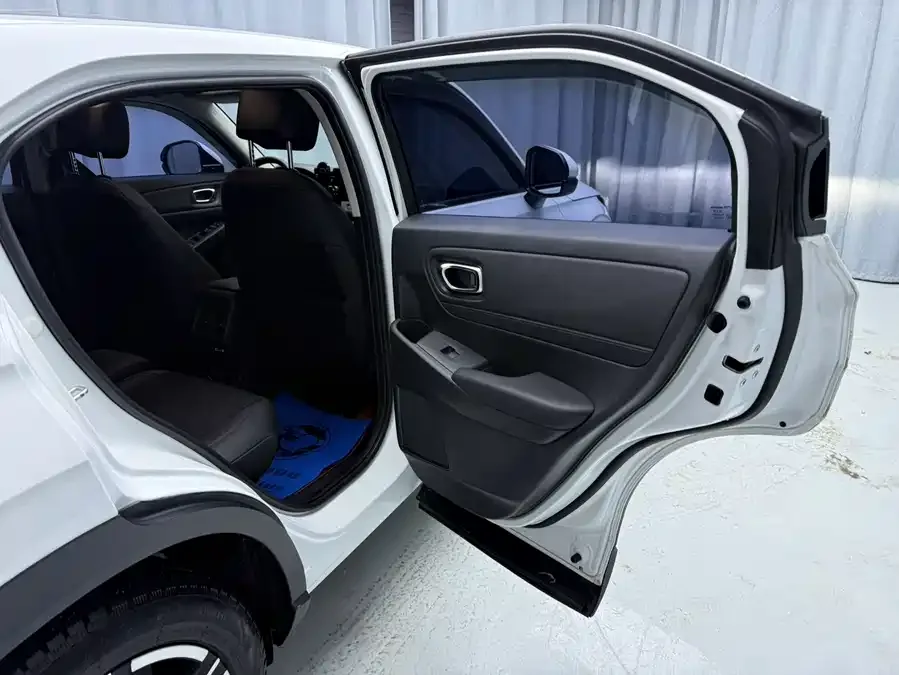 Honda VEZEL Binzhi 2023 1.5L CVT technology version 2023 — миниатюра 4