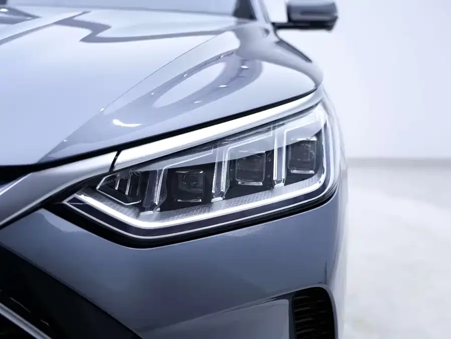 BYD Song PLUS New Energy Song PLUS New Energy 2021 DM-i 51KM Premium Edition 2022 — миниатюра 3