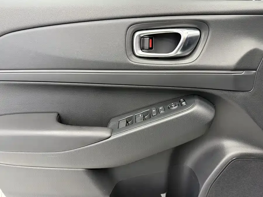 Honda Vezel Binzhi 2023 1.5L CVT Elite Edition 2023 — миниатюра 4