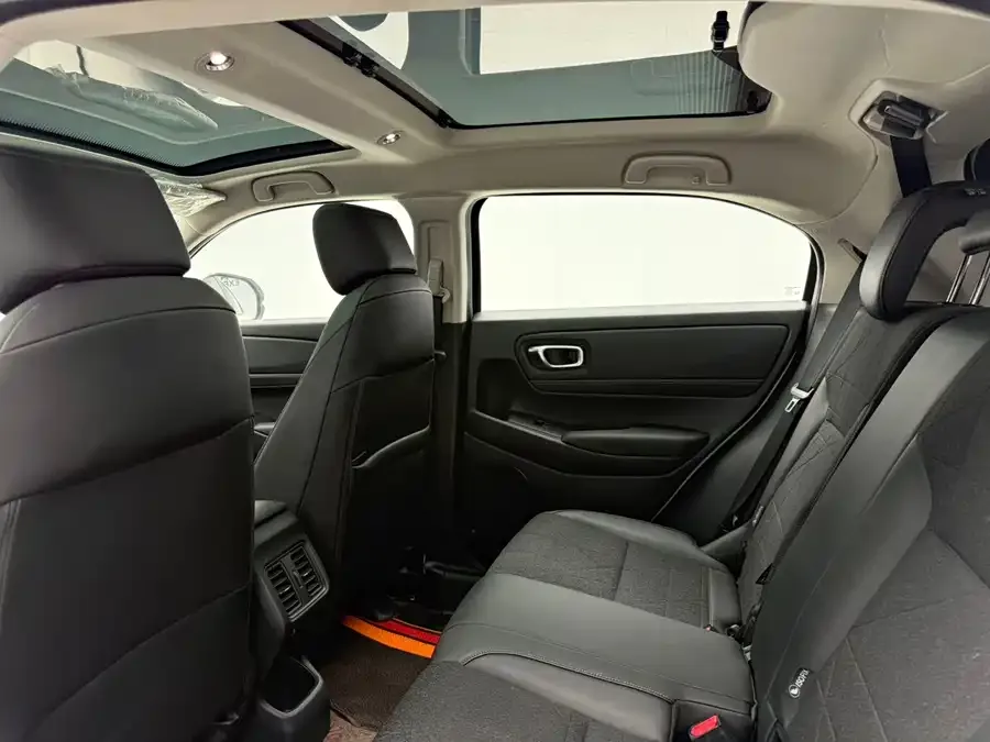 Honda Vezel Binzhi 2023 1.5L CVT technology version 2023 — миниатюра 4