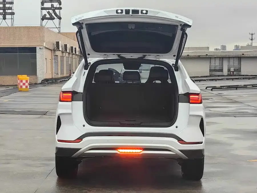 BYD Song PLUS New Energy Song PLUS New Energy 2024 Honor Edition DM-i 150km Flagship PLUS 2024 — миниатюра 3
