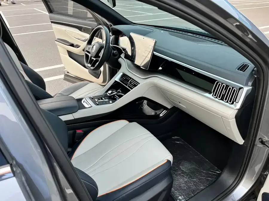 BYD Song PLUS New Energy Song PLUS New Energy 2021 DM-i 110KM Flagship 2023 — миниатюра 2