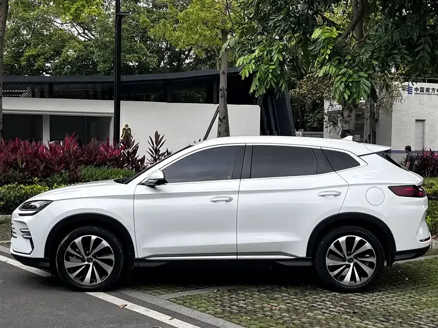 BYD Song PLUS New Energy Song PLUS New Energy 2023 Champion Edition DM-i 110KM Flagship PLUS 2023 — миниатюра 3