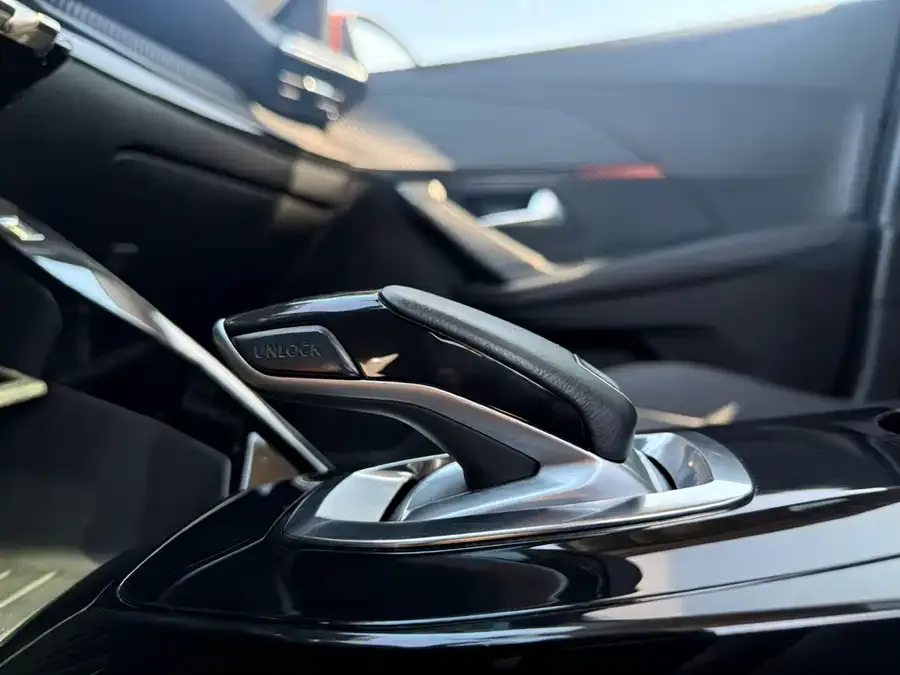 Peugeot 2008 Peugeot 2008 2022 230THP THE ONE 2022 — миниатюра 5
