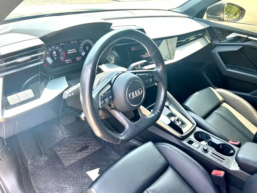 Audi A3 2022 A3L Limousine 35 TFSI aggressive and sporty 2022 — миниатюра 5