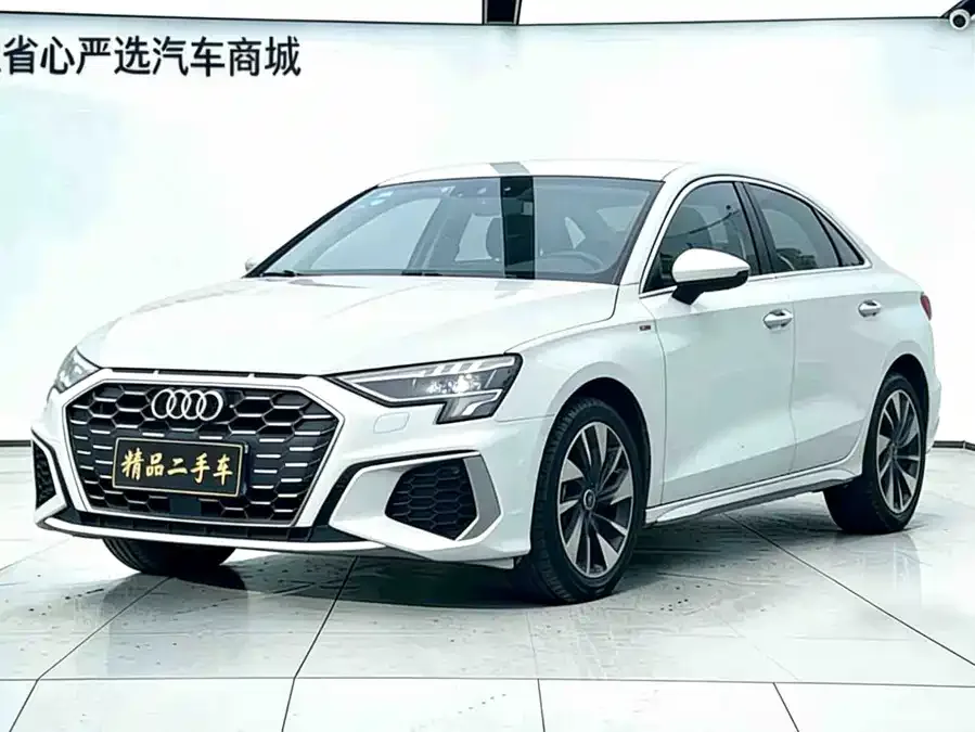 Audi A3 2023 A3L Limousine 35 TFSI aggressive and sporty 2023 — фото 1, купить с доставкой в Москву