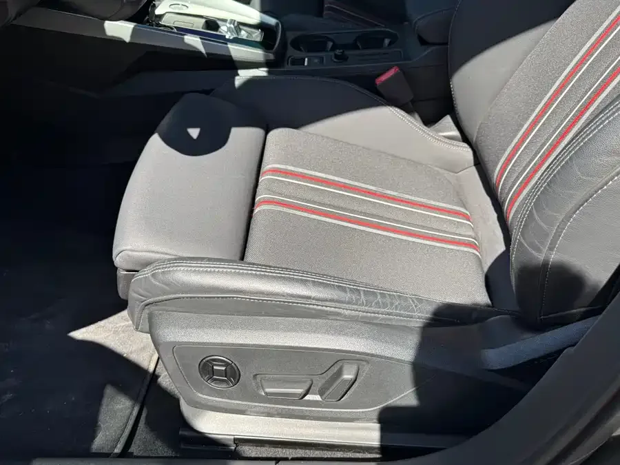 Audi A3 2022 Sportback 35 TFSI stylish and sporty 2022 — миниатюра 5