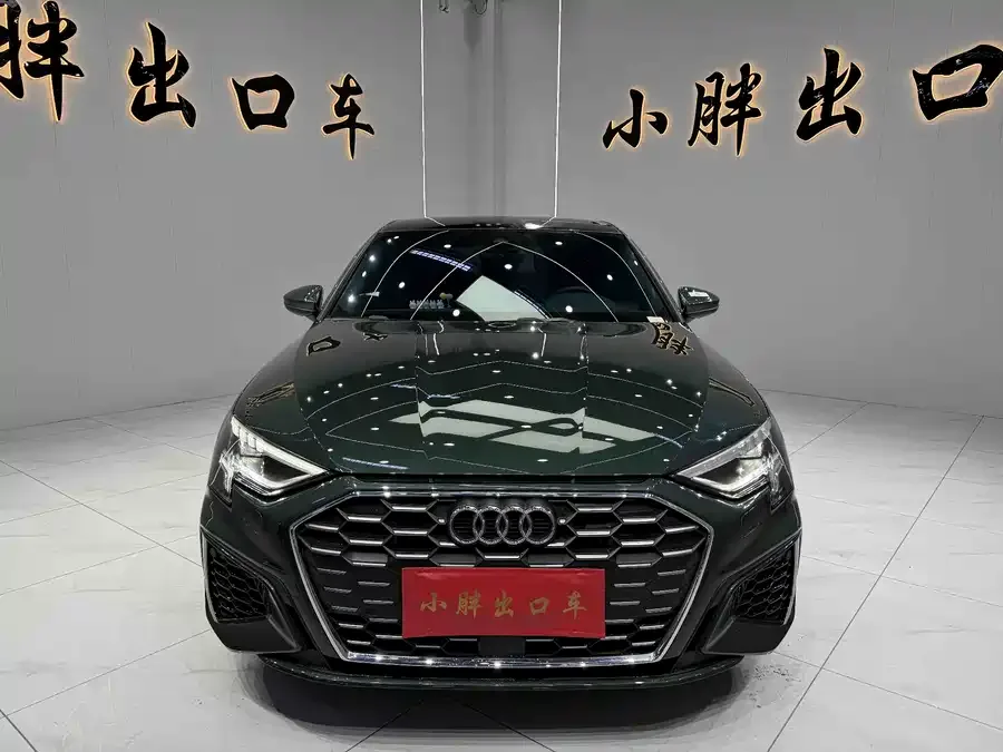 Audi A3 2022 Sportback 35 TFSI stylish and sporty 2022 — миниатюра 3