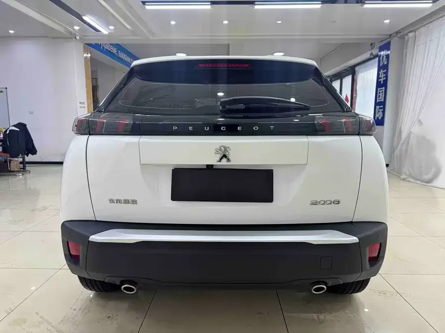 Peugeot 2008 Peugeot 2008 2022 230THP THE ONE 2023 — миниатюра 2