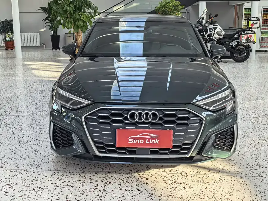 Audi A3 2022 A3L Limousine 35 TFSI Fashion Sports 2022 — миниатюра 3
