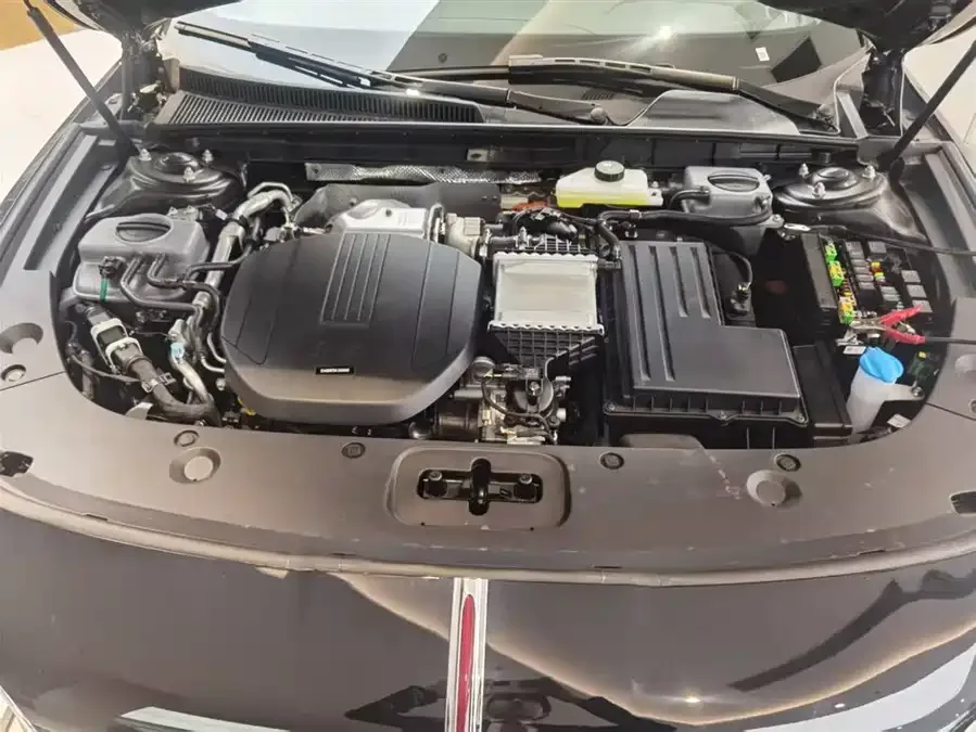 Hongqi H5 Hongqi H5 2024 2.0T Automatic Intelligent Connection Flagship Chang Edition 2023 — миниатюра 4