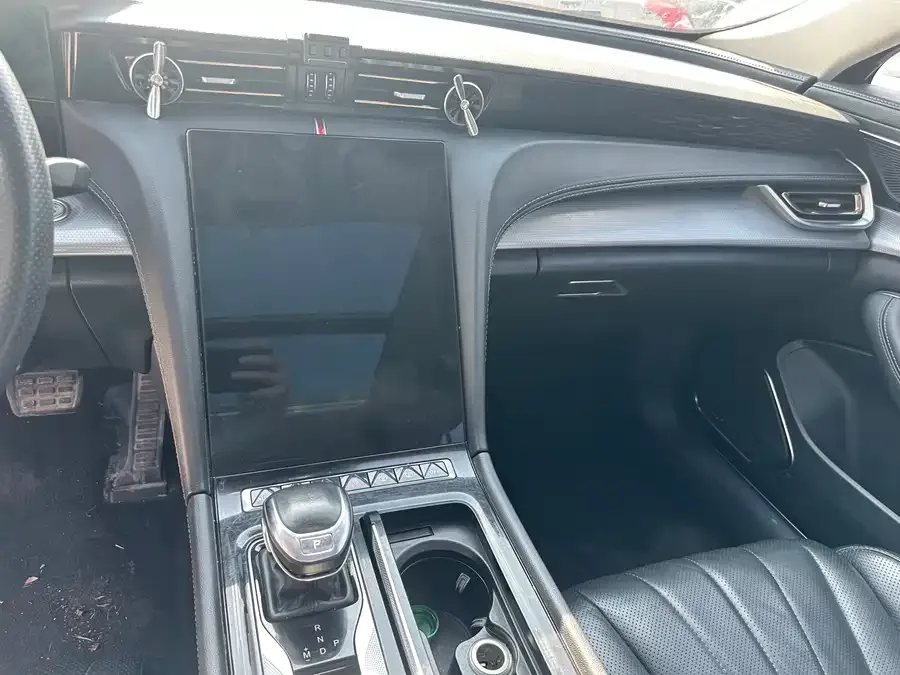 Hongqi H5 Hongqi H5 2023 2.0T Automatic Intelligent Connection Flagship Chang Edition 2022 — миниатюра 2