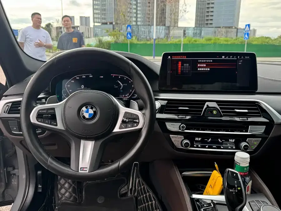 BMW 5 Series BMW 5 Series (Imported) 2022 540i Fashion Edition M Sport Package 2022 — миниатюра 4