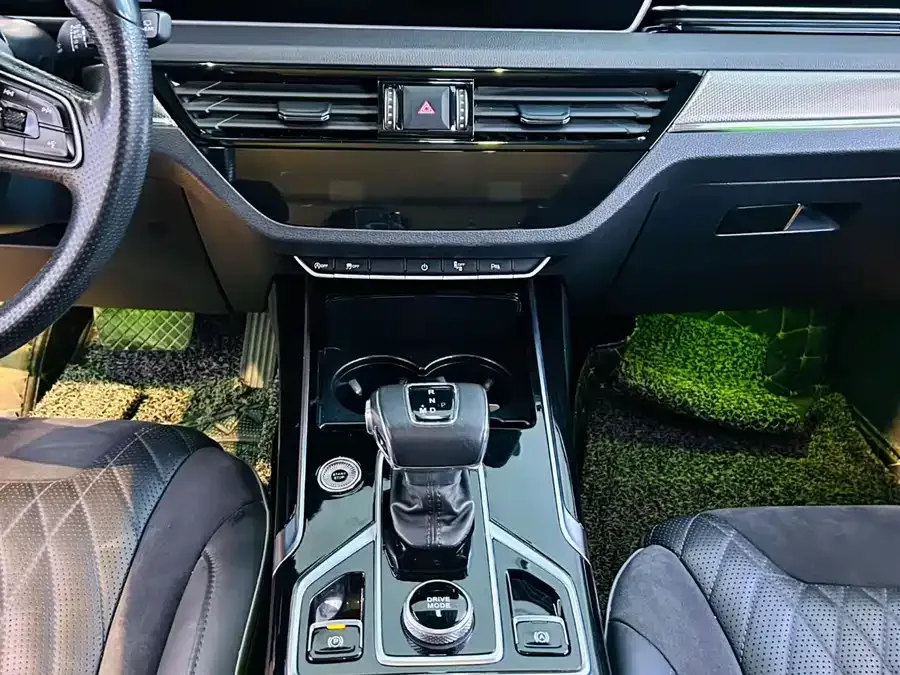 Hongqi HS5 Hongqi HS5 2022 facelift 2.0T Zhilian Qixiang four-wheel drive version 2023 — миниатюра 5