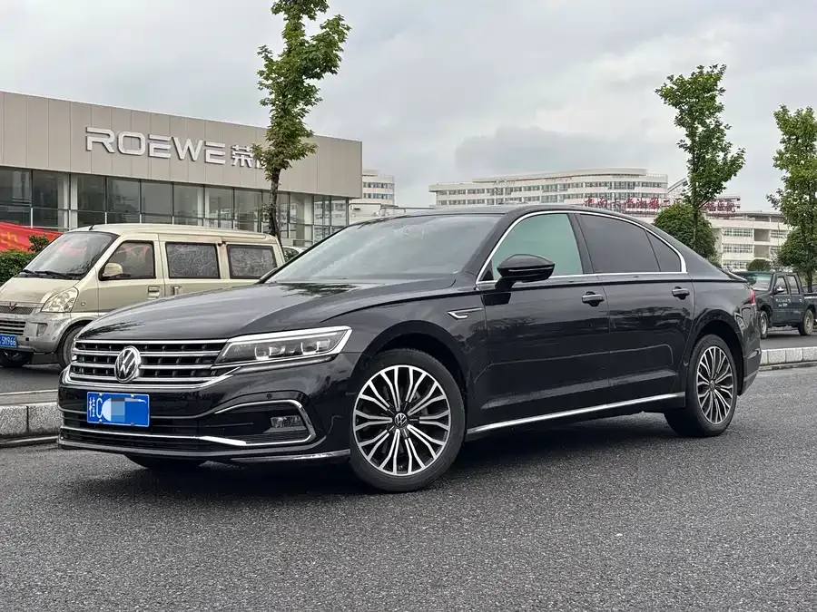 Volkswagen Phaeton / Phideon 2022