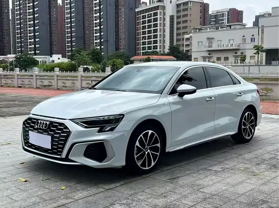 Audi A3 2022 A3L Limousine 35 TFSI aggressive and sporty 2022 — фото 1, купить с доставкой в Москву