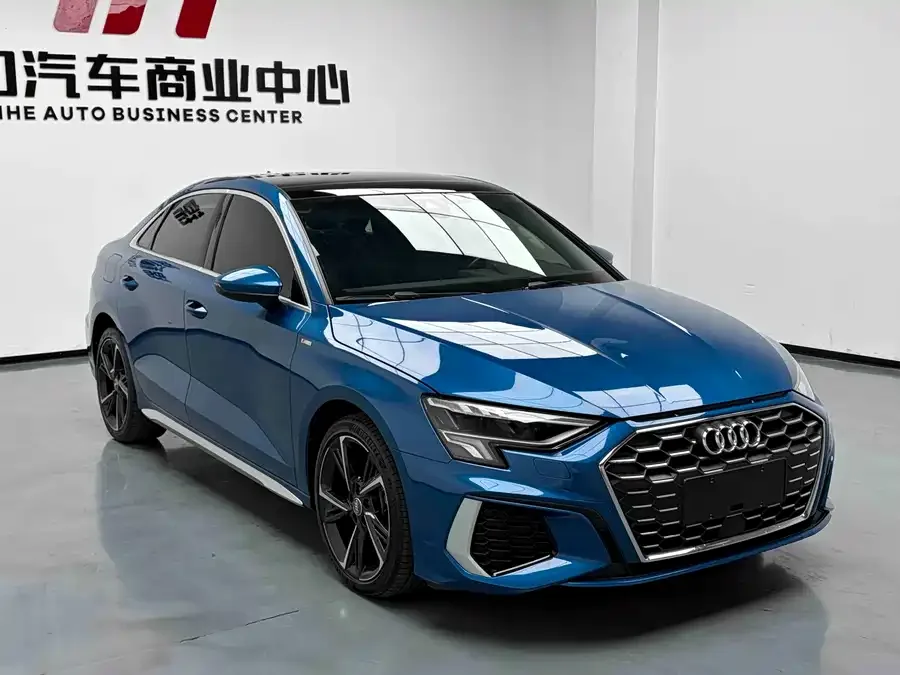 Audi A3 2022 A3L Limousine 35 TFSI Fashion Sports 2022 — миниатюра 3
