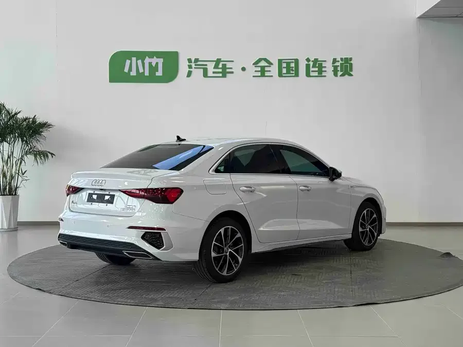 Audi A3 2022 A3L Limousine 35 TFSI aggressive and sporty 2022 — миниатюра 2