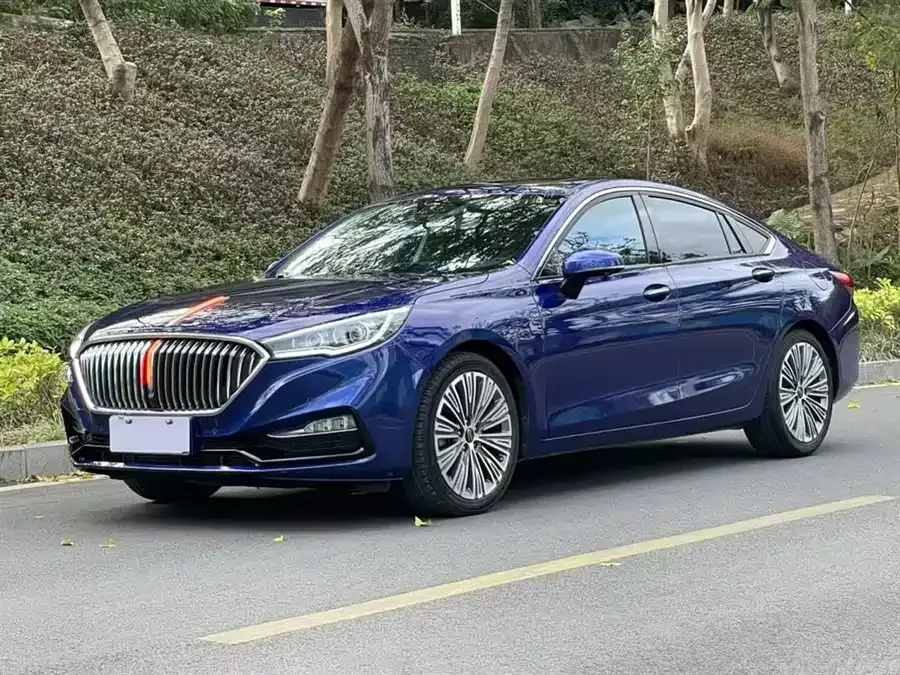 Hongqi H5 Hongqi H5 2022 Classic Model 1.8T Automatic Intelligent Connection Flagship Edition 2022 — фото 1, купить с доставкой в Москву