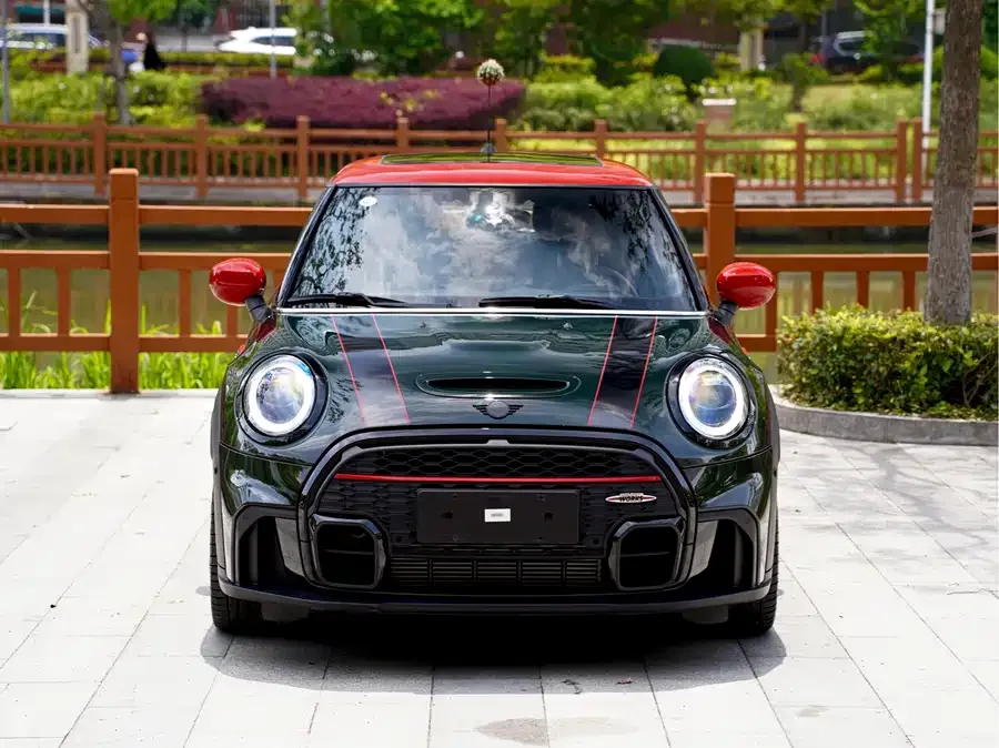 MINI JCW MINI JCW 2023 2.0T JOHN COOPER WORKS ALL-IN 2022 — миниатюра 2