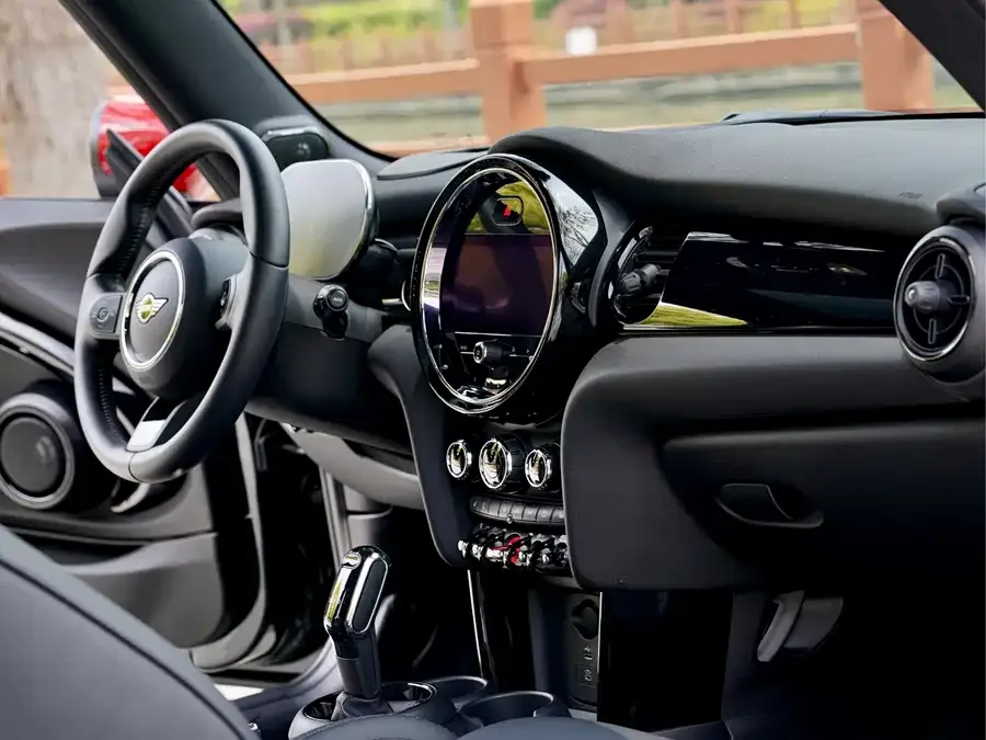 MINI JCW MINI JCW 2023 2.0T JOHN COOPER WORKS ALL-IN 2022 — миниатюра 4