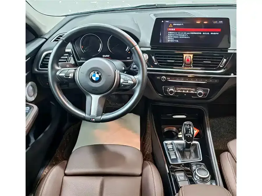 BMW 1 series BMW 1 Series 2022 120i M Sport Night Edition 2022 — миниатюра 5