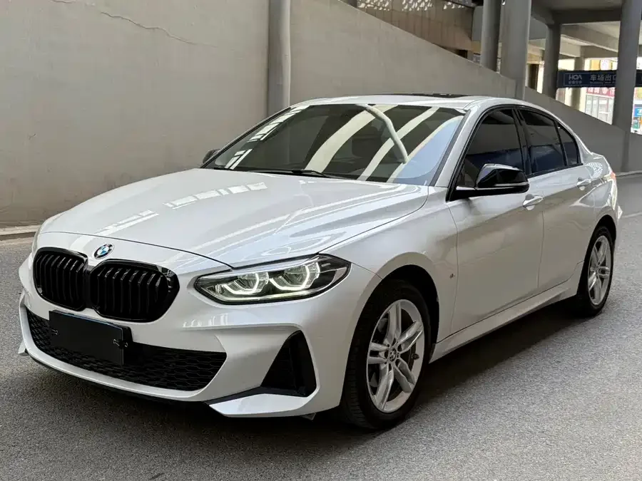 BMW 1 series BMW 1 Series 2021 facelift 120i M Sport Night Edition 2023 — фото 1, купить с доставкой в Москву