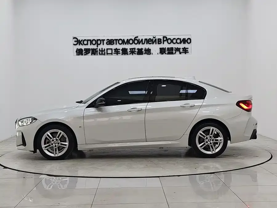BMW 1 series BMW 1 Series 2023 120i M Sport Night Edition 2023 — миниатюра 2