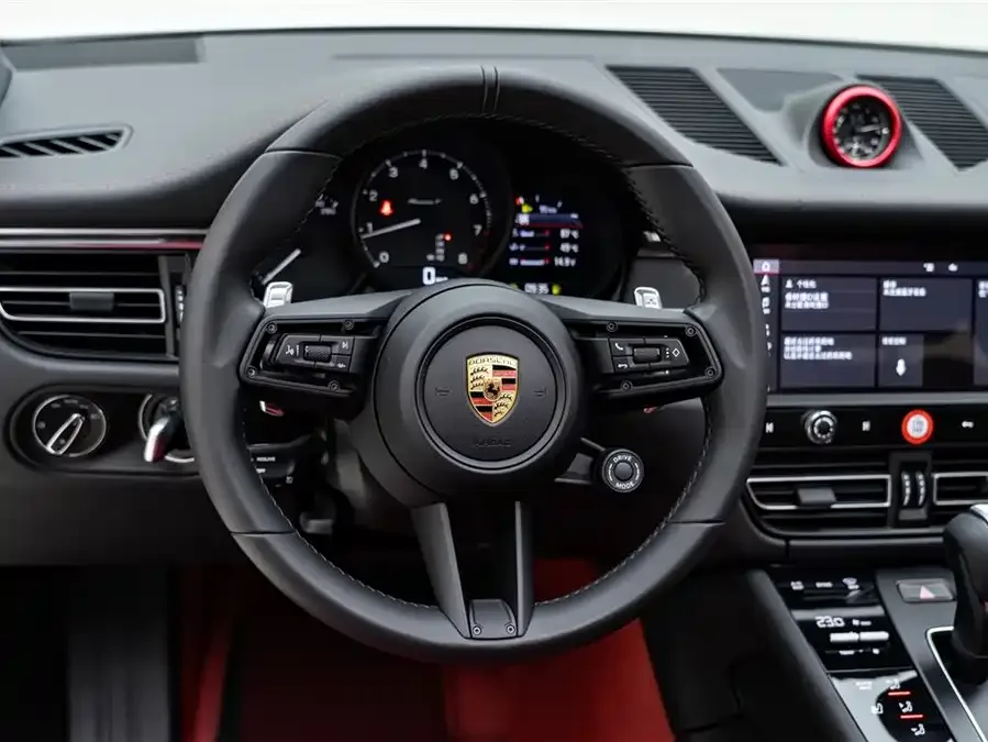 Porsche Macan Macan 2023 Macan T 2.0T 2023 — миниатюра 4
