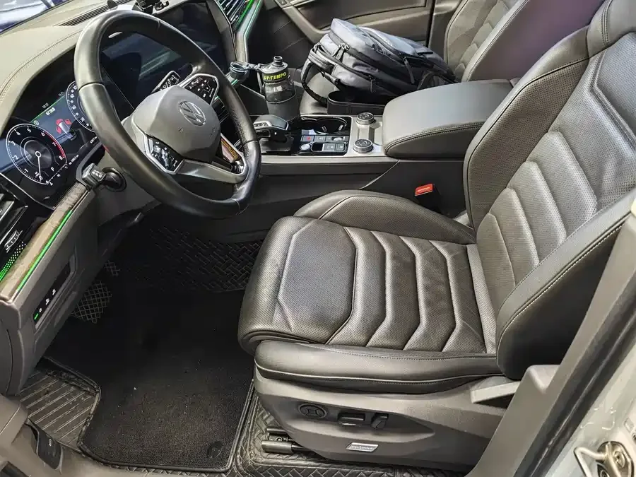 Volkswagen Touareg Touareg 2022 3.0TSI Ruixiang Edition Classic Sports Package 2022 — миниатюра 3