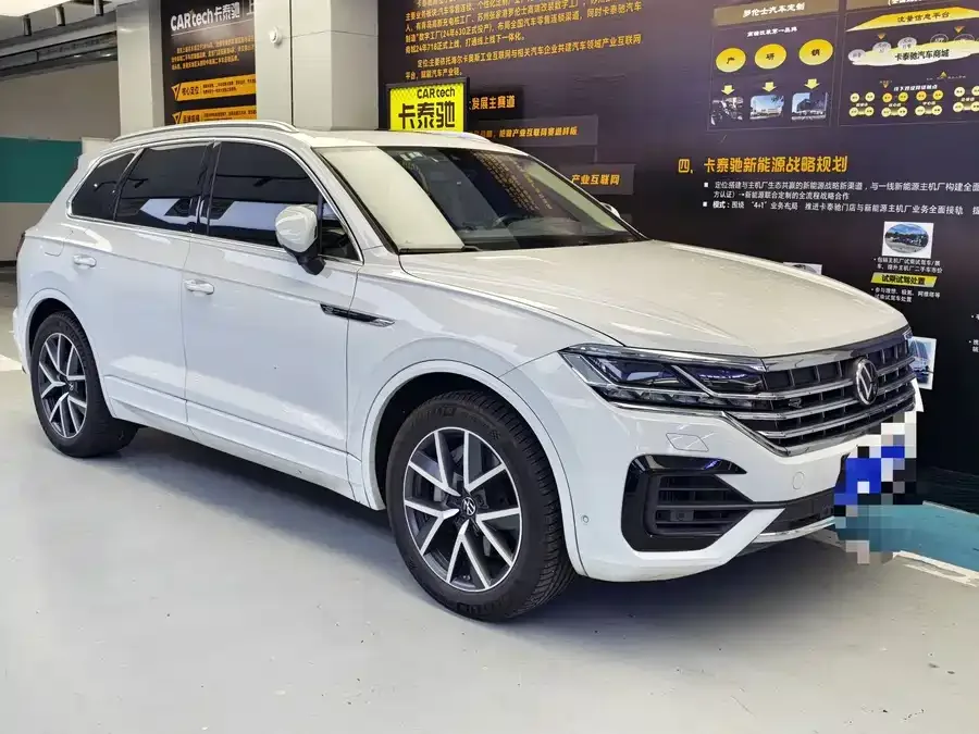 Volkswagen Touareg Touareg 2022 3.0TSI Ruixiang Edition Classic Sports Package 2022 — миниатюра 4