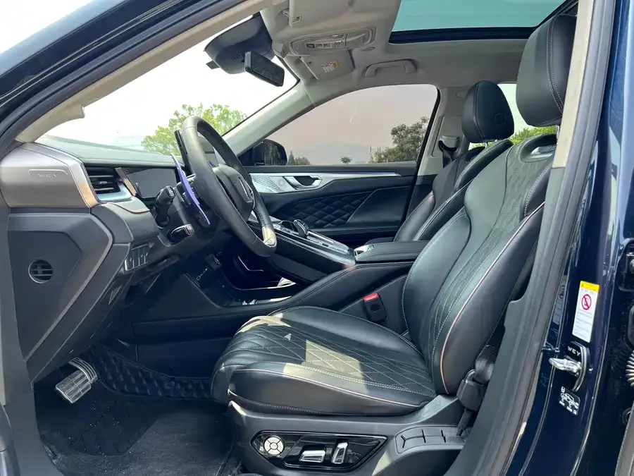 WEY Mocha Wei Mocha 2021 2.0T 4WD Special Edition 2022 — миниатюра 2