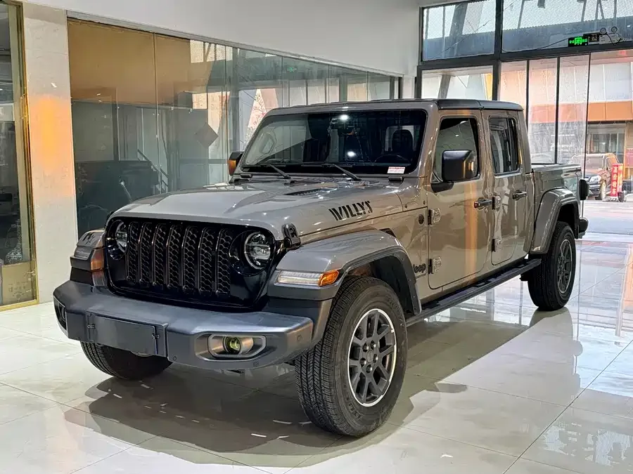 Jeep Gladiator Gladiator 2022 3.6L advance version 2023 — фото 1, купить с доставкой в Москву