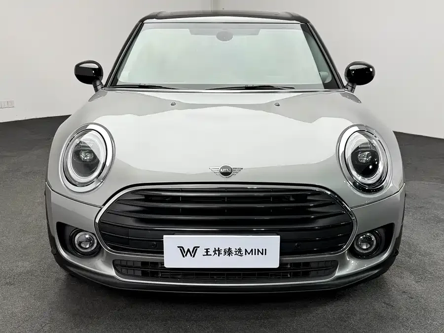 MINI Clubman MINI CLUBMAN 2023 1.5T COOPER Connoisseur 2023 — миниатюра 3
