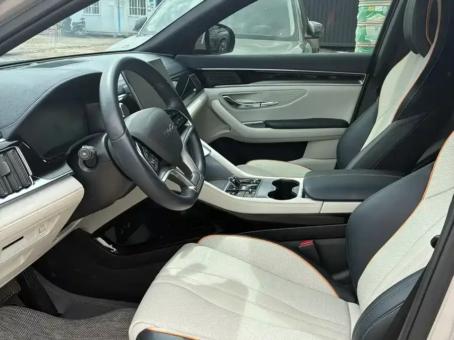 BYD Song PLUS New Energy Song PLUS New Energy 2023 Champion Edition DM-i 110KM Flagship 2024 — миниатюра 4