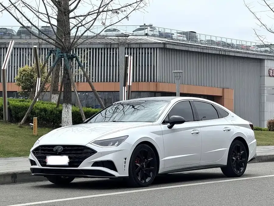 Hyundai Sonata 2022 Sonata 380TGDi Automatic 20th Anniversary Edition 2022 — фото 1, купить с доставкой в Москву