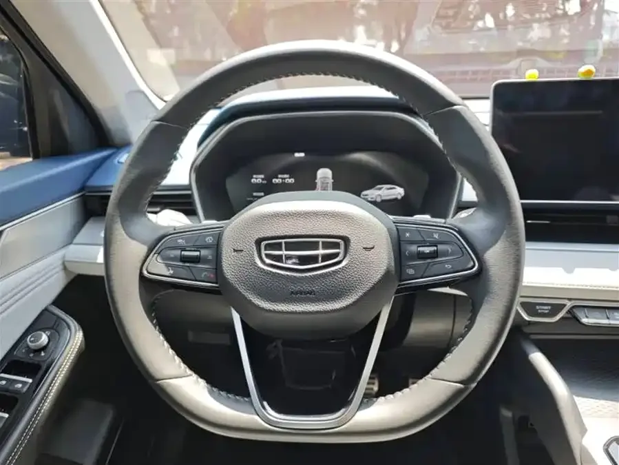 Geely Xingrui Xingrui 2023 2.0TD Premium Edition 2022 — миниатюра 3