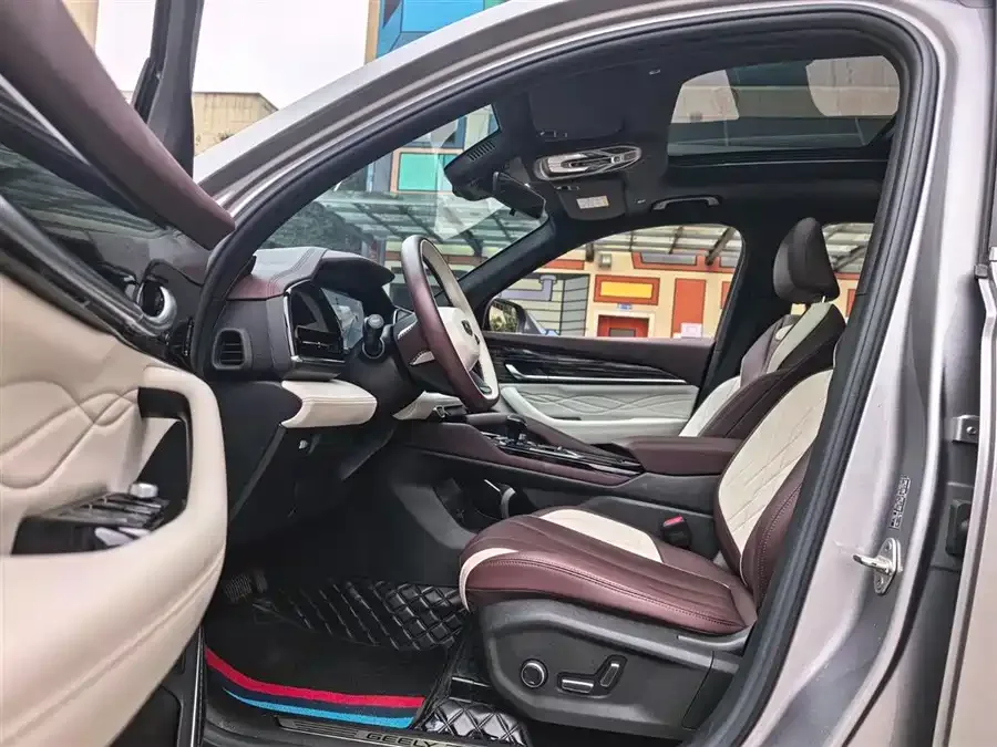 Geely Monjaro Xingyue L 2024 2.0TD High Power Automatic 2WD Yunqi Edition 2024 — миниатюра 2