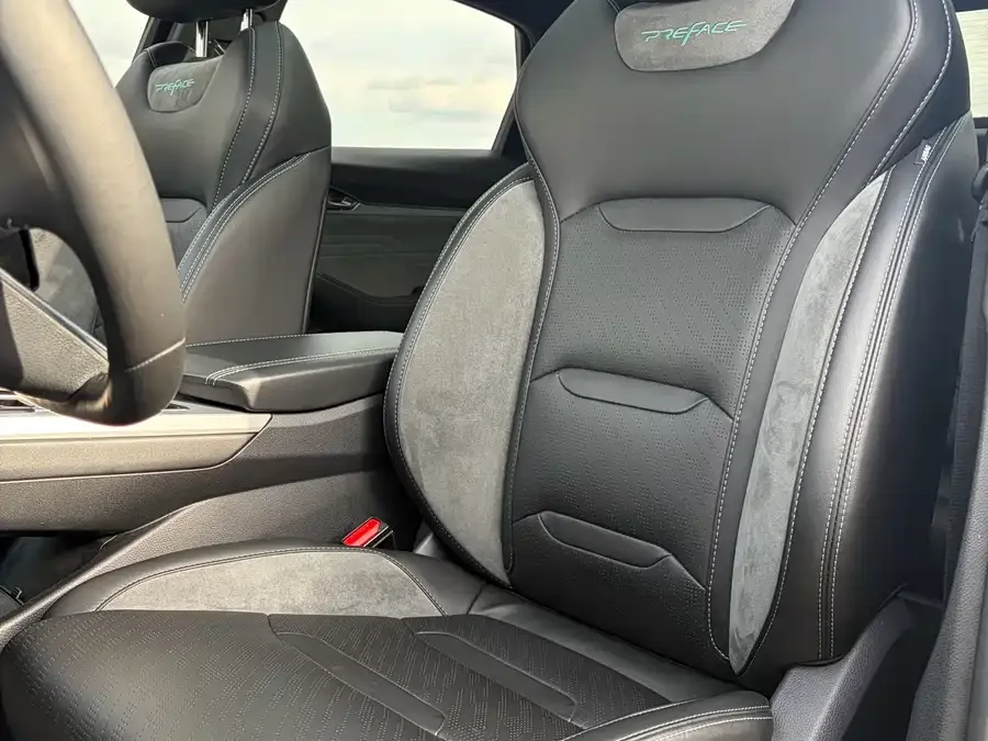 Geely Xingrui Xingrui 2023 2.0TD only available in green version 2023 — миниатюра 4