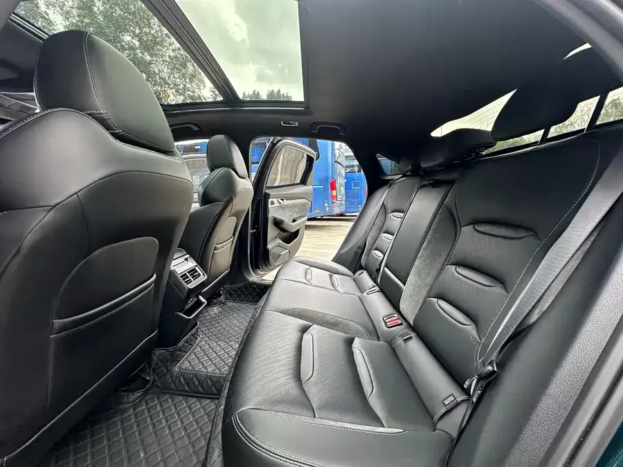 Geely Xingrui Xingrui 2023 2.0TD only available in green version 2022 — миниатюра 5
