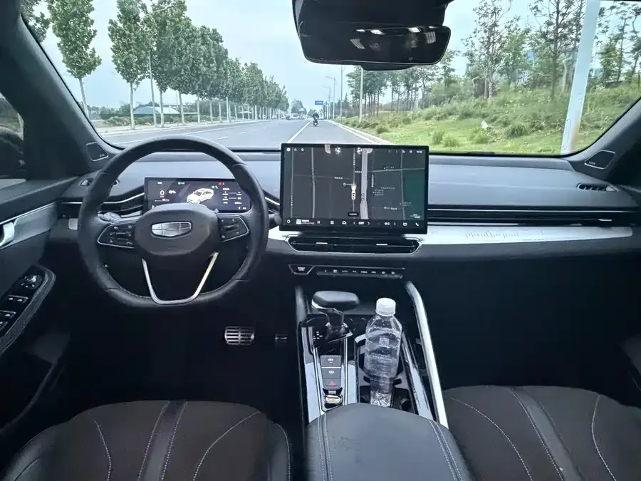 Geely Xingrui Xingrui 2025 Dongfangyao 2.0TD Star-gathering Edition 2025 — миниатюра 3