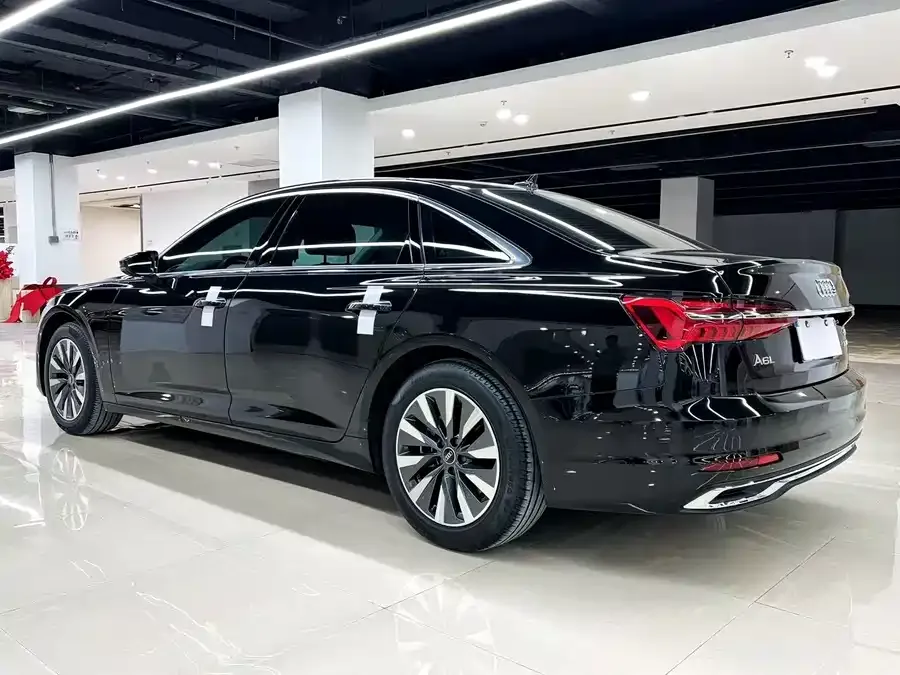 Audi A6L 2023 40 TFSI luxury and dynamic model 2023 — миниатюра 2