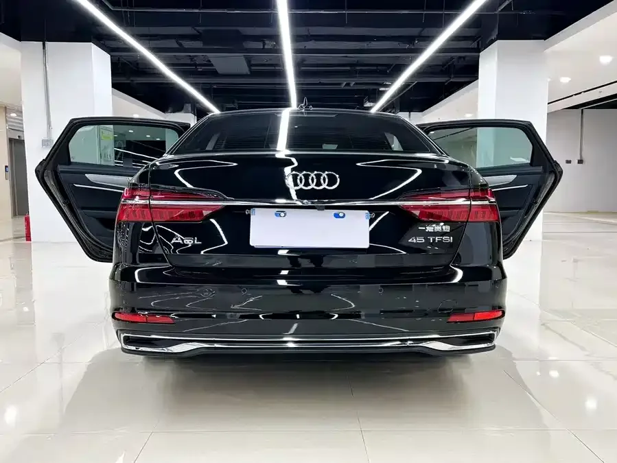 Audi A6L 2023 40 TFSI luxury and dynamic model 2023 — миниатюра 4