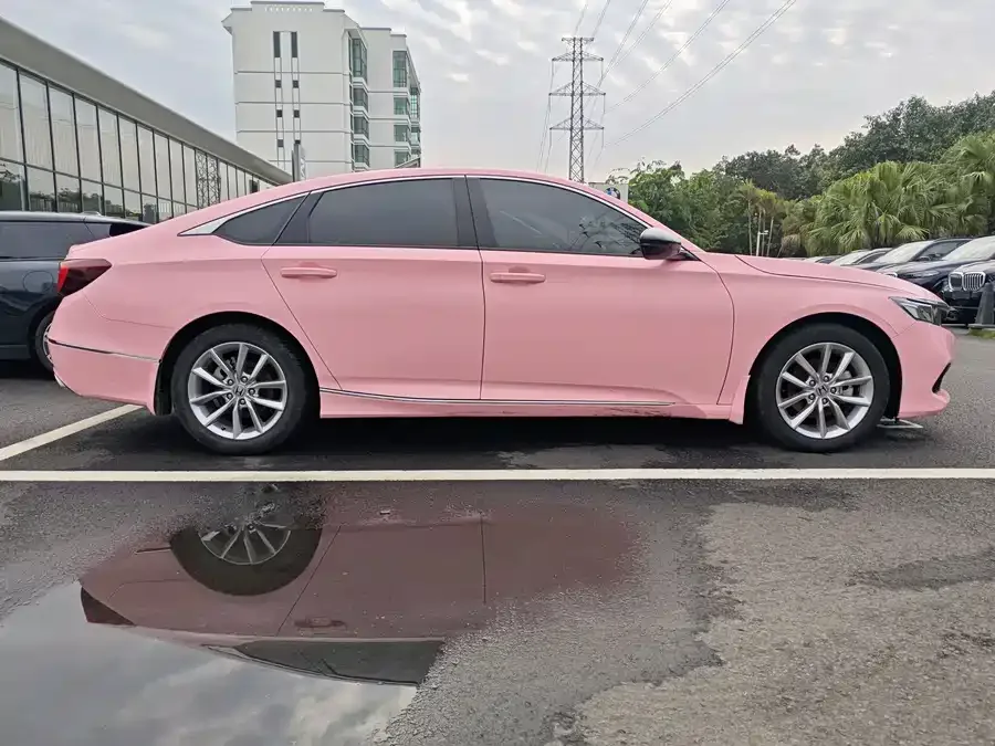 Honda Accord Accord 2022 260TURBO Deluxe Edition 2022 — миниатюра 4