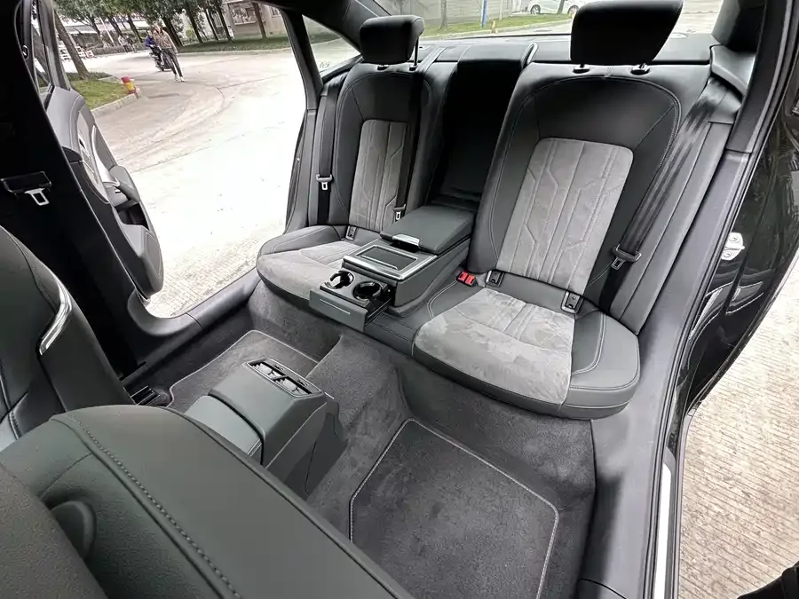 Audi A6L 2024 40 TFSI luxury and dynamic model 2024 — миниатюра 5