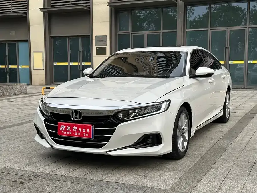 Honda Accord Accord 2022 260TURBO Deluxe Edition 2022 — фото 1, купить с доставкой в Москву