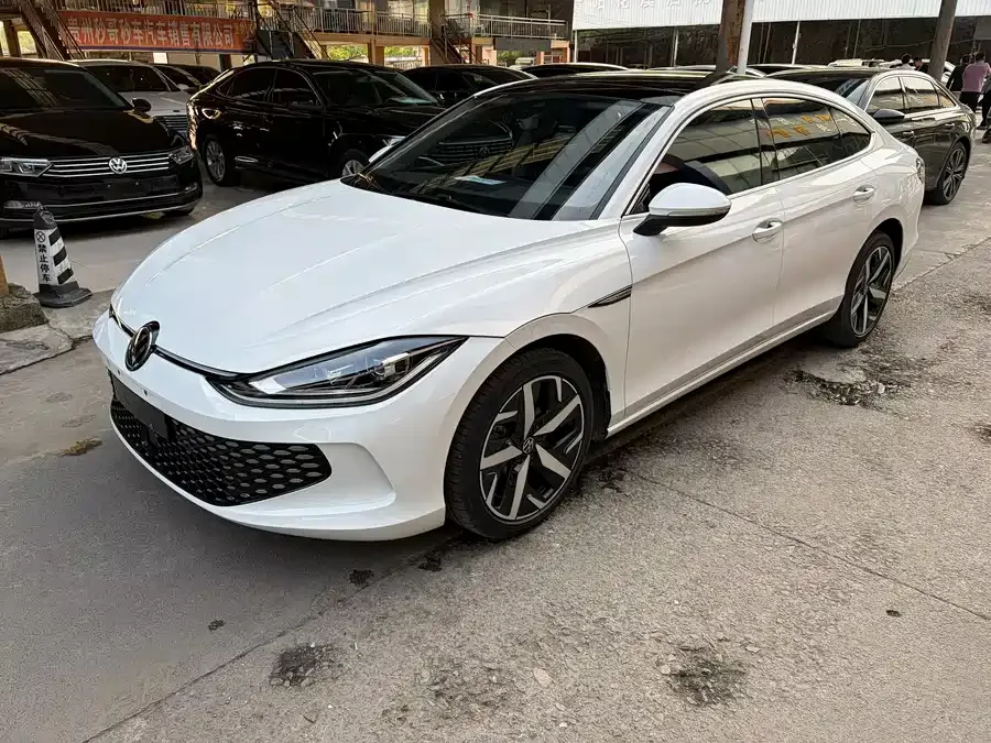 Volkswagen Lamando 2024 Lingdu Lingdu L 280TSI DSG Cool Edition 2024 — фото 1, купить с доставкой в Москву