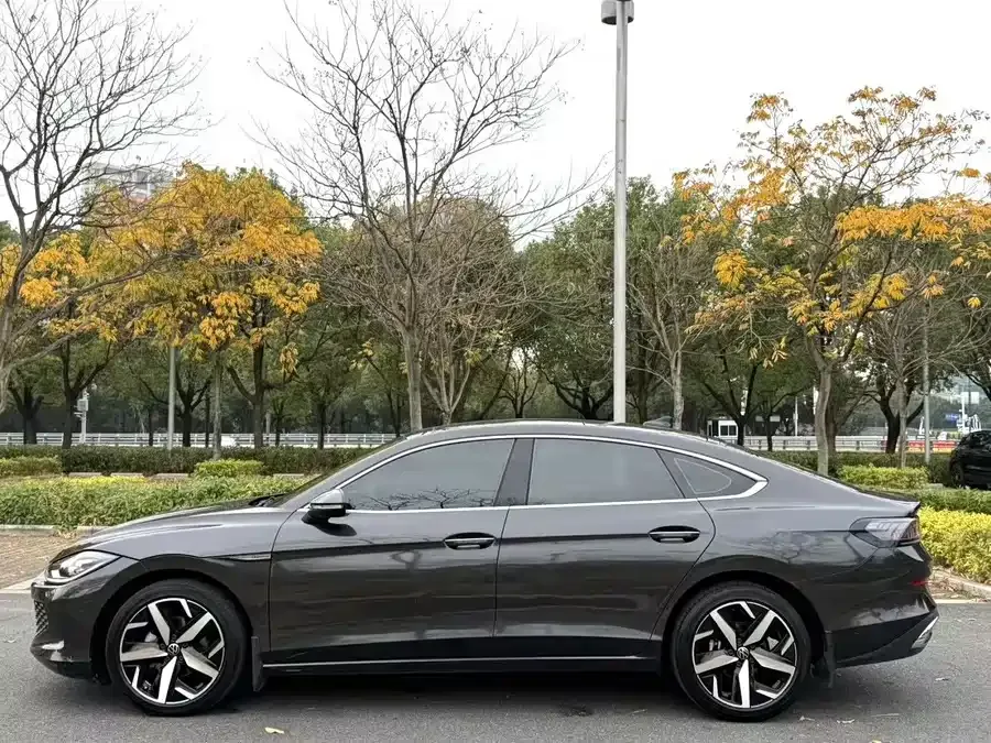 Volkswagen Lamando 2022 Lingdu Lingdu L 280TSI DSG Cool Edition 2022 — миниатюра 3